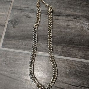 FISHTAIL NECKLACE